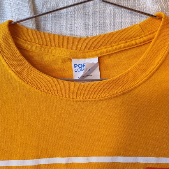 2 McDonald's Employees t-shirts - Picture 5 of 8